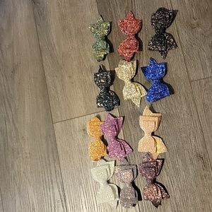 Glitter bows